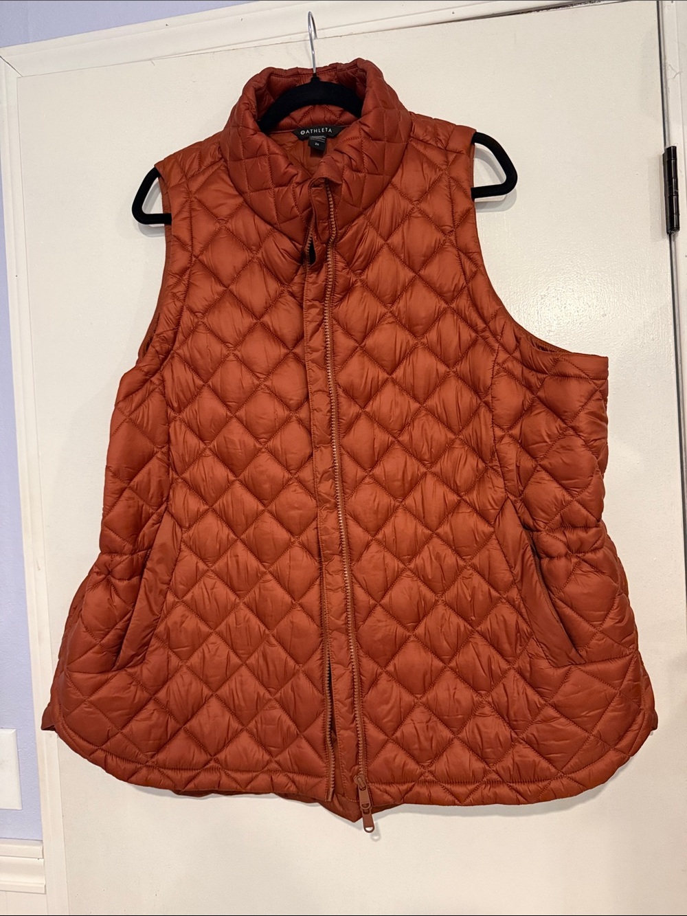 Athleta Quilted Diamond Puffer Vest - Burnt Orange